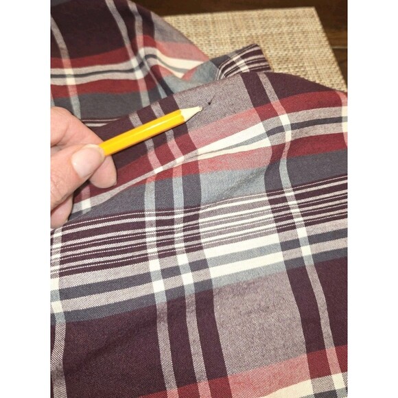 Carhartt Men’s L Plaid Short Sleeve Button Down Shirt Burgundy Gray Workwear - Picture 8 of 16